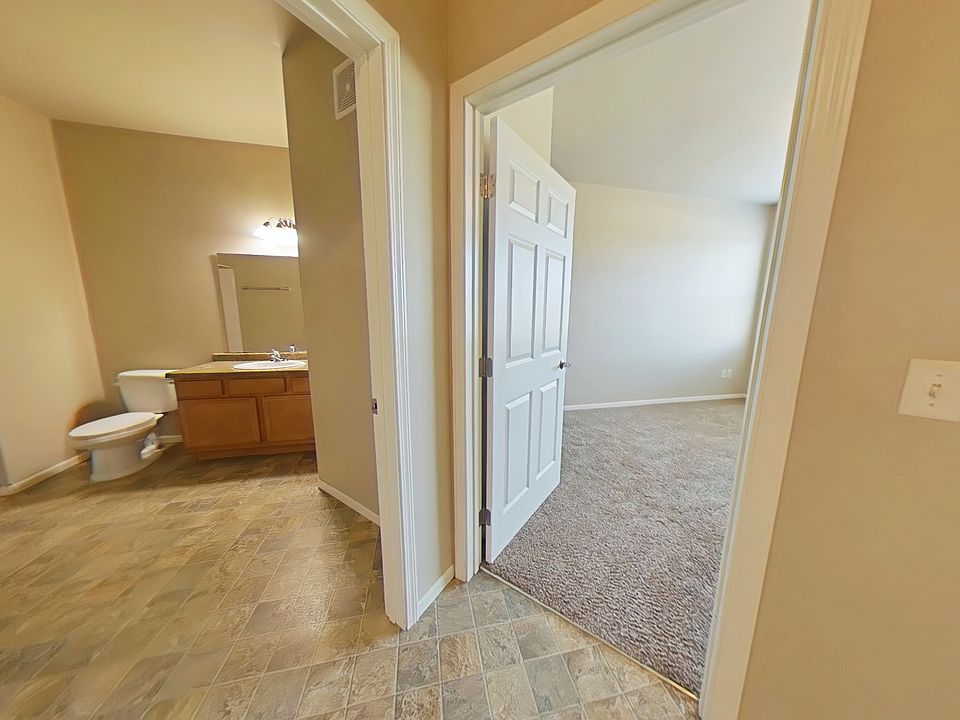 1st image of 906 Park Ave W #3B-2Ba-1400Sqft