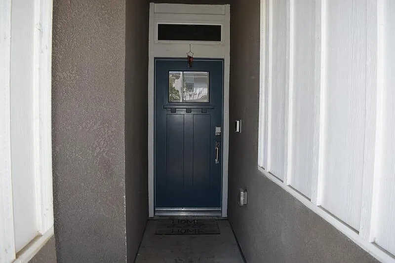 4 bed, 3.0 bath, 2102 sqft, $2,400 — Photo 4