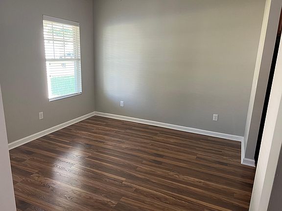 2nd image of 536 Sansberry Dr