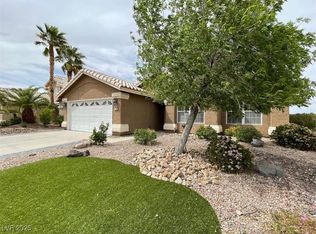 70 Moonlight Village Ln, Henderson, NV 89012