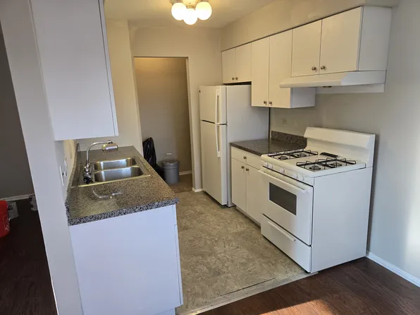 8655 1/2 W Foster Ave #3B, Chicago, IL 60656