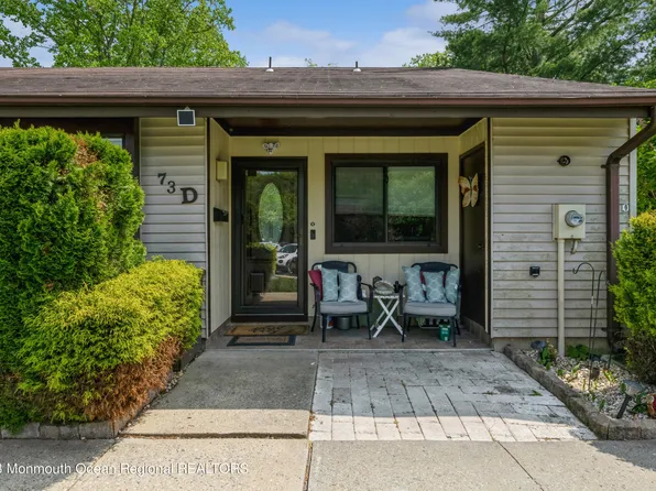 73 Overlook Way #D, Manalapan, NJ 07726