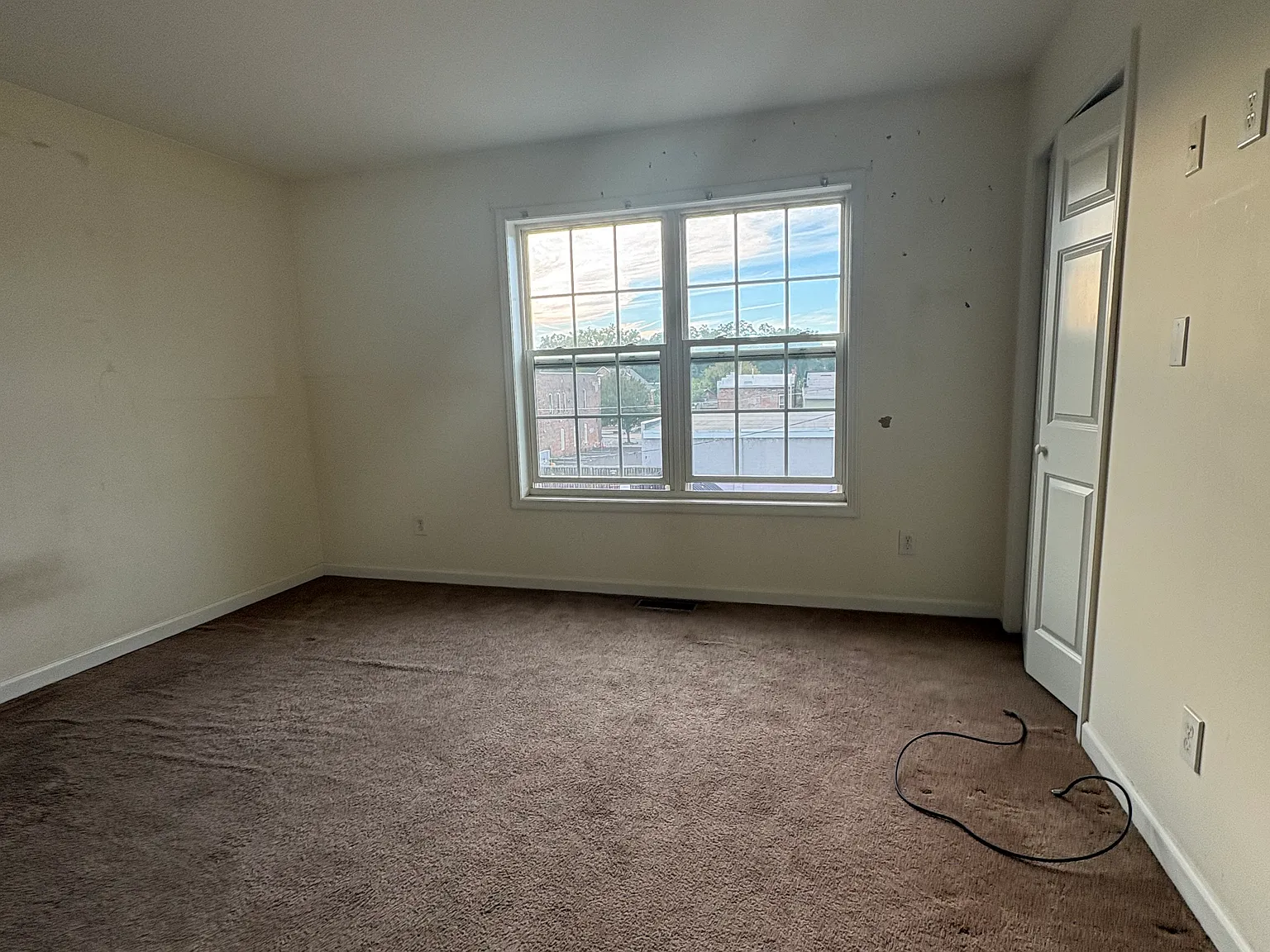 3 bed, 2.5 bath, $1,900 — Photo 4
