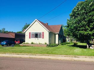 31 Oshkosh St, Gile, WI 54525