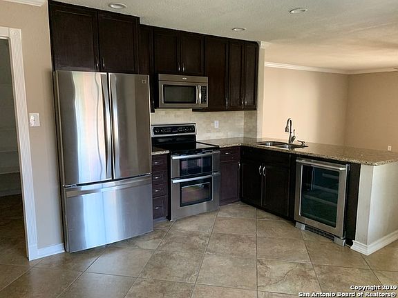3rd image of 13311 Greenstone
