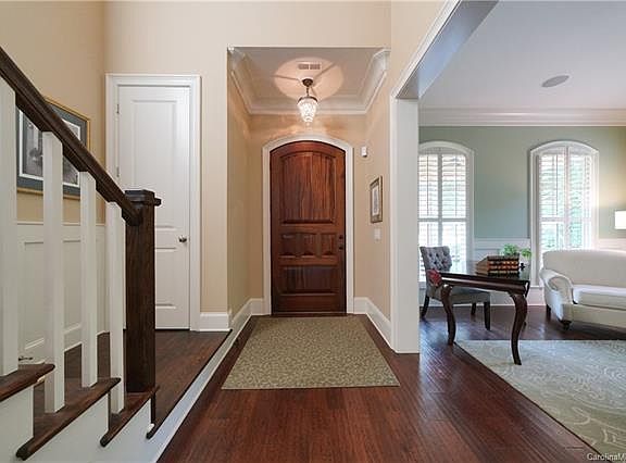 4th image of 4126 Banfield Pl