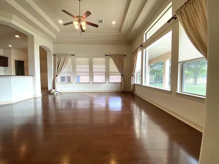 8311 Cabrillo Landing Ct — Photo 6