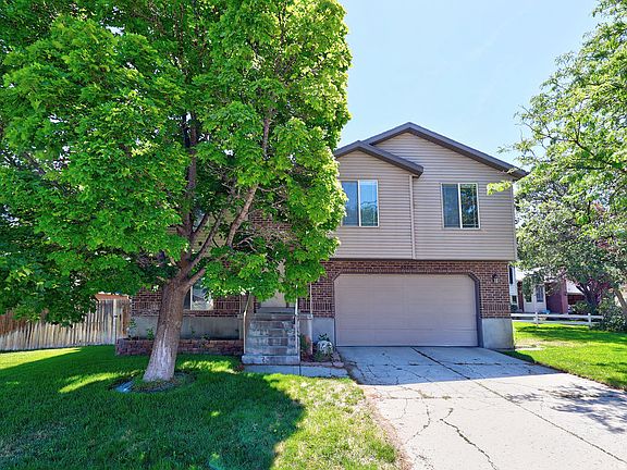 2nd image of 5529 S Harvey Heights Dr
