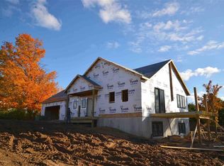 15415 Orchard View Dr, Williamsburg, MI