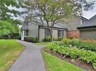 108 Bridle Path #108, Orchard Park, NY 14127