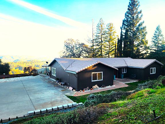 3rd image of 6021 Dolomite Dr