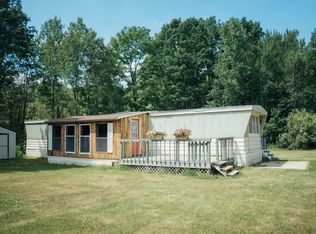 925 Sherwin St NE, Cedar Springs, MI 49319