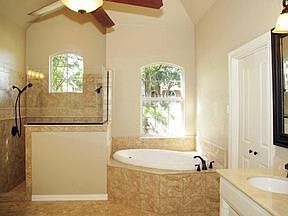 5th image of 1003 Chimney Hill Trl