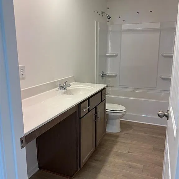 329 Bloomfield Cir — Photo 17