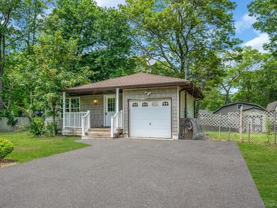 193 Shinnecock Avenue, Mastic, NY, 11950