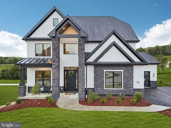 2nd image of 510 Newcomen Rd #L1p