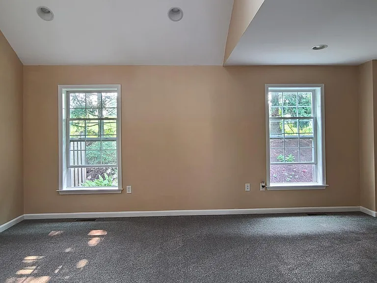 4160 Roth Farm Village Cir — Photo 8
