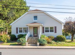 452 W Main St, Ringtown, PA 17967