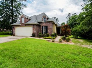70 Canal Dr, Hattiesburg, MS 39402