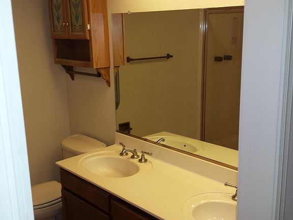 4th image of 7613 W Sweetwater Ave