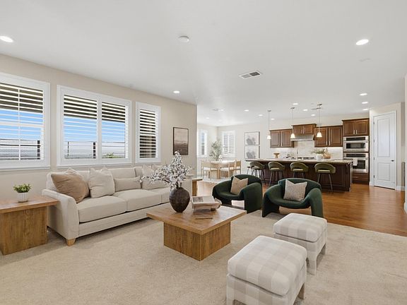 2nd image of 28731 Vista Grande Dr