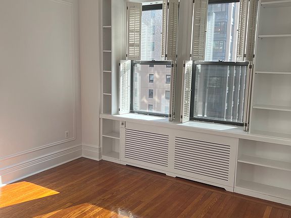 5th image of 157 E 72nd St APT 7G