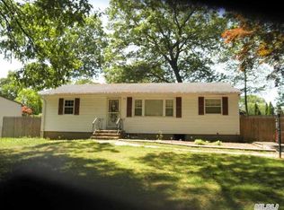 204 Wood Rd, Centereach, NY 11720