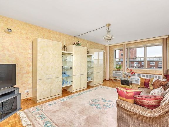 2nd image of 2475 W 16th St APT 19J
