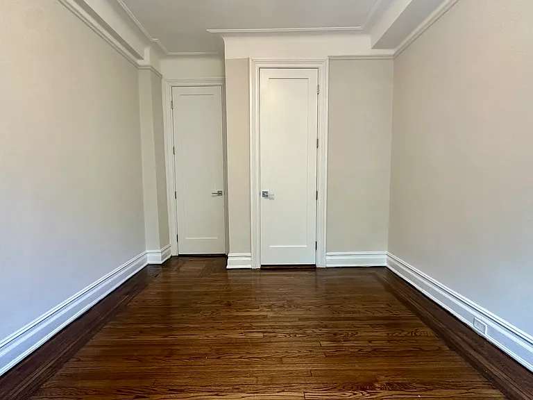 949 W End Ave #2E — Photo 5