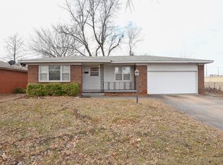 5122 S Madison Ave, Tulsa, OK 74105