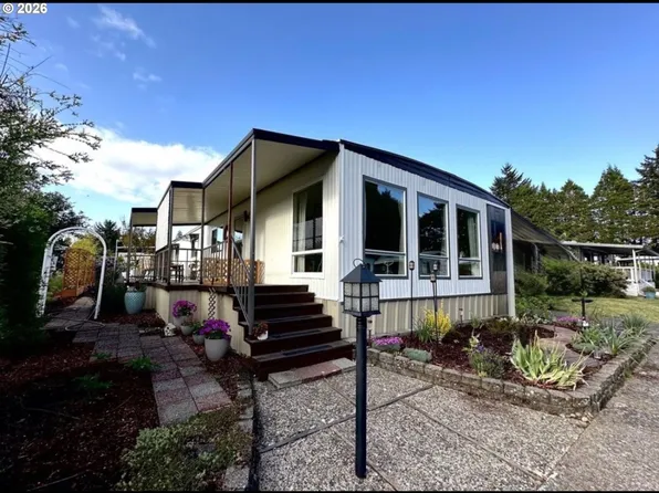 1800 Lakewood Ct Space 47, Eugene, OR 97402