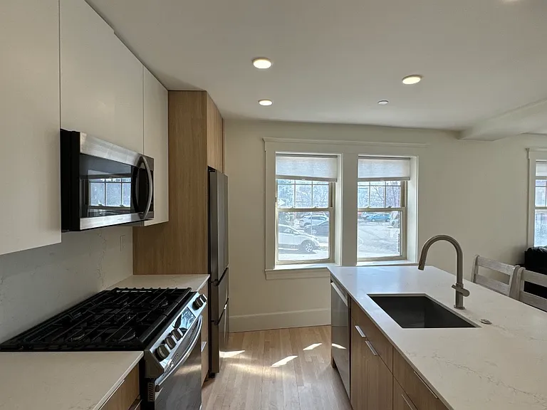 38 Bradlee Rd #100 — Photo 8