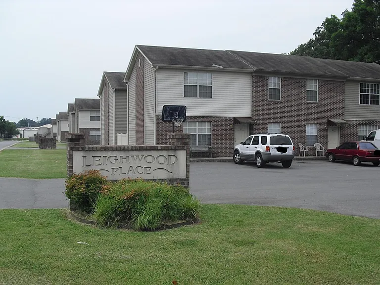 68 Oak Grove Cir #12 — Photo 1