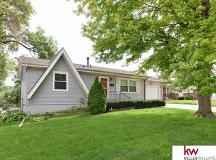 9341 Corby St, Omaha, NE 68134