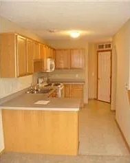 2 bed, 1.5 bath, 1358 sqft, $1,895 — Photo 3