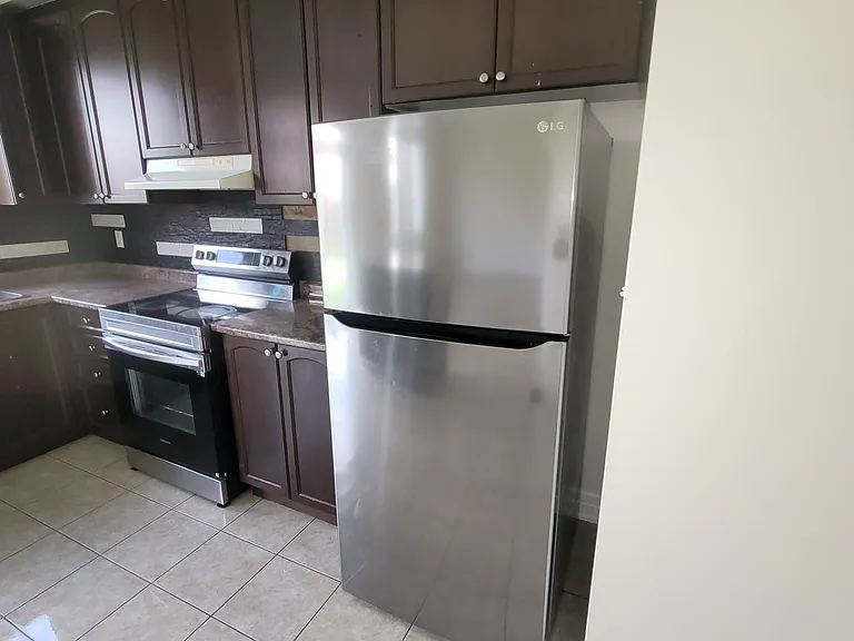 12 Bardawill Ave — Photo 9