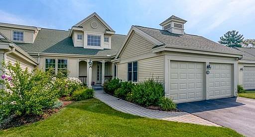 1st image of 119 Carriage Hill Cir