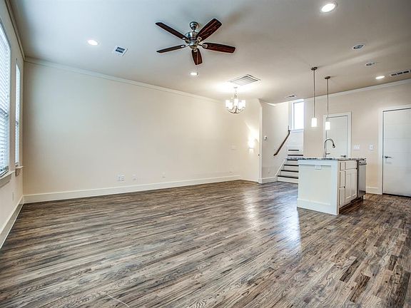 4th image of 4316 Hartford St #16