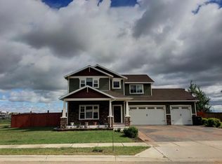 600 6th Ave NE, Watford City, ND 58854
