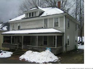 10 Cameron St, Wilton, ME 04294