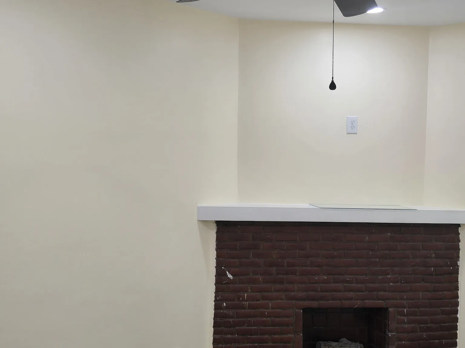 5448 Locust St — Photo 1