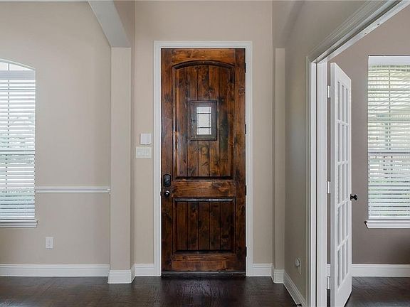 5th image of 7223 Vista Hill Ln