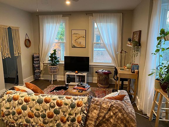 4th image of 1937 N 3rd St #2R