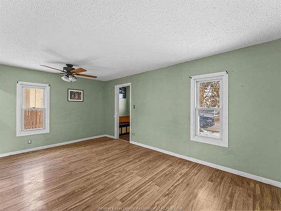 5th image of 2509 Alexis Rd