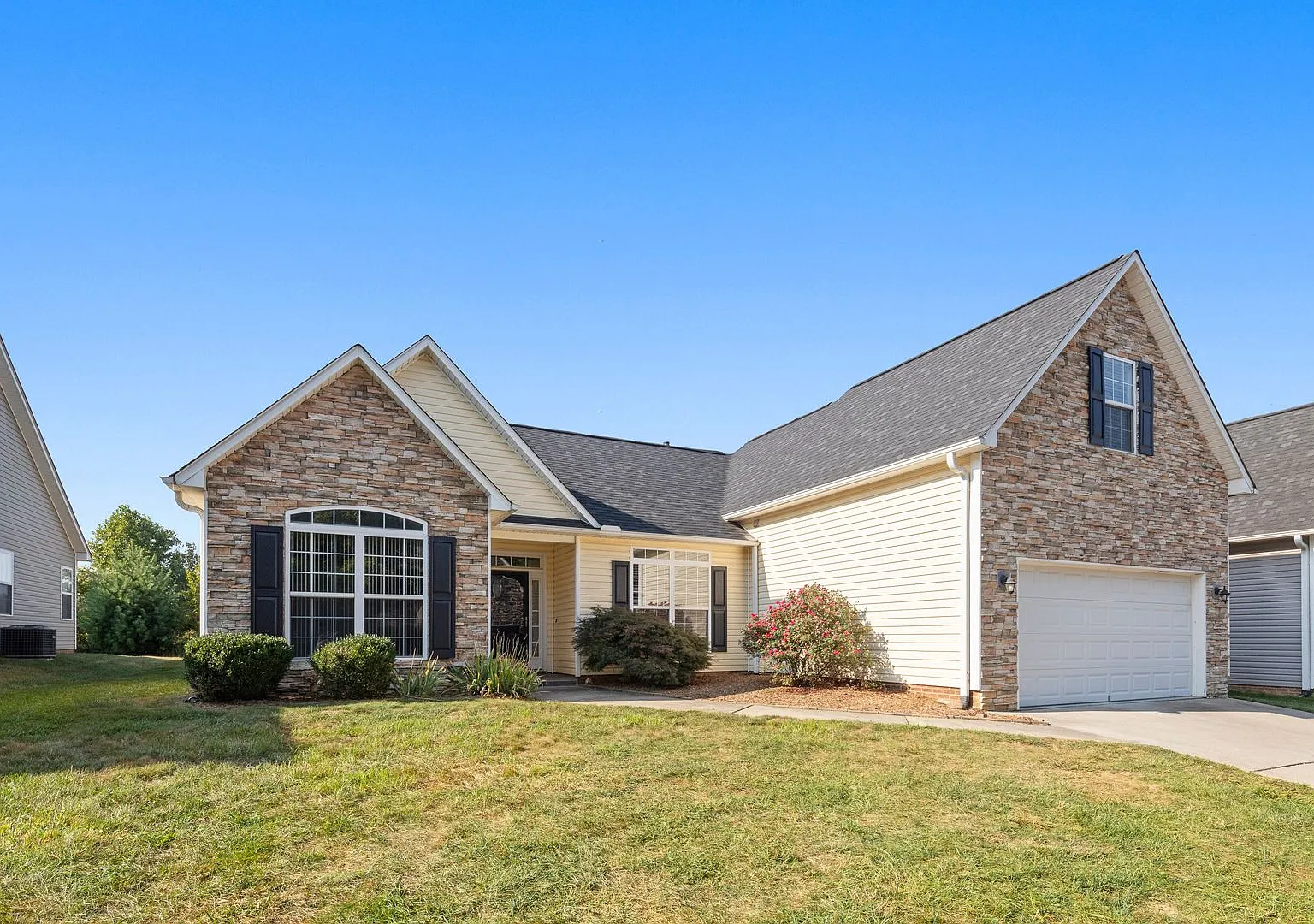 Home in Arden's Hadley Park! — Photo 1