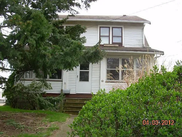 60 1st Ave photo 1
