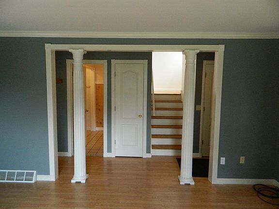 4th image of 18 Rosewood Ct