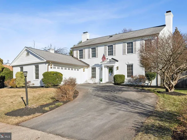 4774 Williamsburg Blvd, Arlington, VA 22207