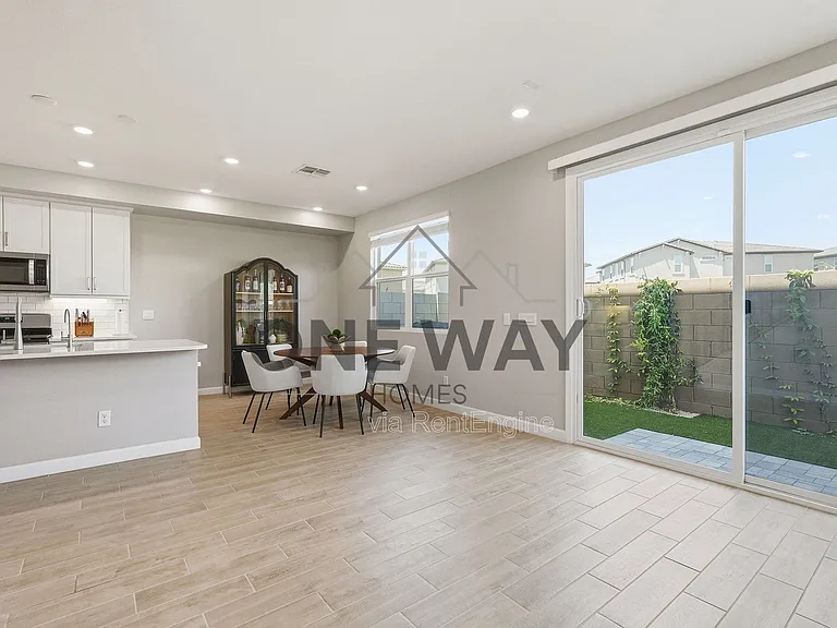 5832 E Rose Garden Ln — Photo 16