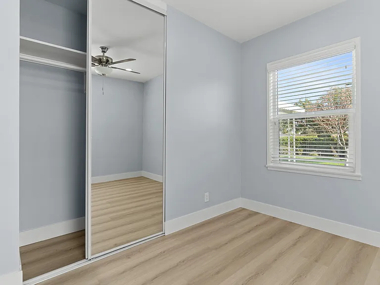 815 Wakefield Ave — Photo 20